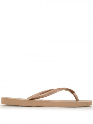 Фактурные шлепанцы Slim Havaianas. Цвет: коричневый