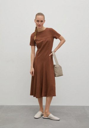 Платье Finn Flare. Цвет: коричневый
