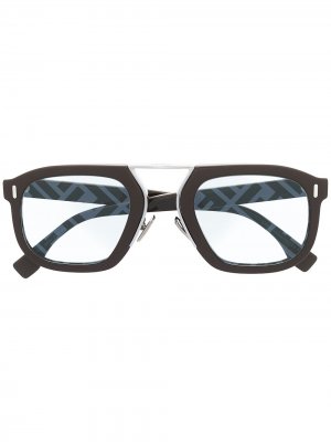 Солнцезащитные очки-авиаторы с логотипом Fendi Eyewear. Цвет: коричневый