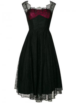 Кружевное платье средней длины William Vintage. Цвет: черный