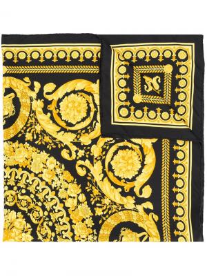 Baroque print scarf Versace. Цвет: черный