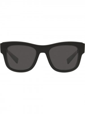 Солнцезащитные очки Dg Crossed в квадратной оправе Dolce & Gabbana Eyewear. Цвет: черный