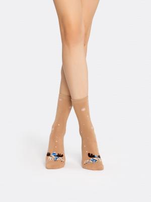 Высокие махровые носки в оттенке капучино с новогодним дизайном Mark Formelle. Цвет: капучино