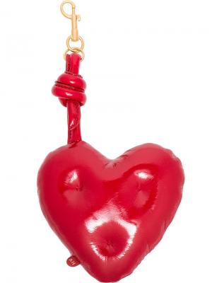 Сумка-тоут с красной подвеской в виде сердца Anya Hindmarch. Цвет: красный
