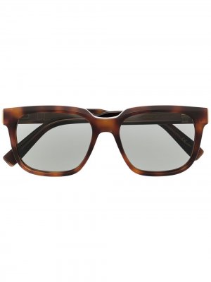 Солнцезащитные очки в оправе черепаховой расцветки Dunhill. Цвет: коричневый