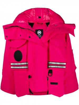 Укороченная куртка Snow Mantra из коллаборации с Angel Chen Canada Goose. Цвет: розовый