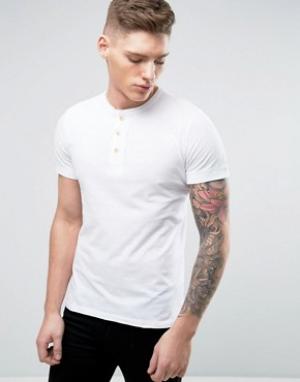 Белая обтягивающая футболка хенли с манжетами в рубчик Abercrombie & Fitch. Цвет: белый