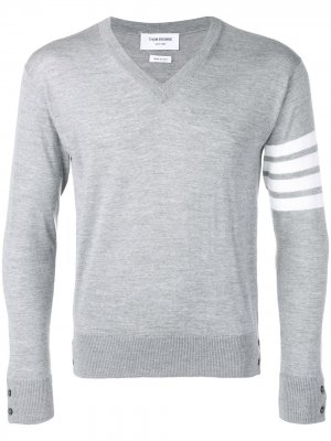 Пуловер с V-образным вырезом Thom Browne. Цвет: серый