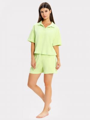 Комплект женский (джемпер, шорты) в зеленом оттенке Mark Formelle. Цвет: салатовый