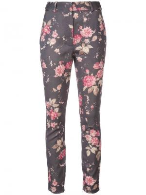 Прямые брюки с цветочным принтом Zimmermann. Цвет: серый