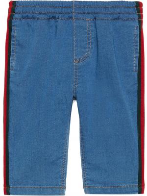 Джинсовые брюки с окантовкой Web Gucci Kids. Цвет: синий
