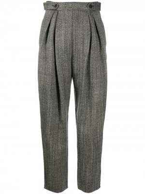 Зауженные брюки со складками Alberta Ferretti. Цвет: серый