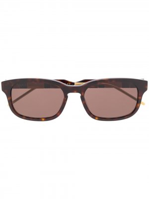 Солнцезащитные очки в прямоугольной оправе Gucci Eyewear. Цвет: коричневый
