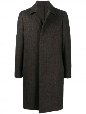 Пальто с заостренным воротником и узором в елочку Lardini. Цвет: коричневый