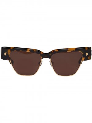 Солнцезащитные очки Shako в квадратной оправе Nanushka. Цвет: коричневый