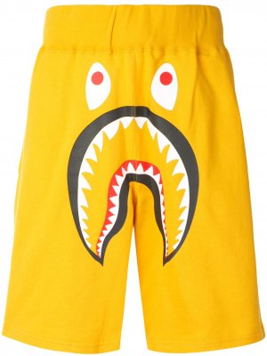 Широкие спортивные шорты Shark A BATHING APE®. Цвет: желтый