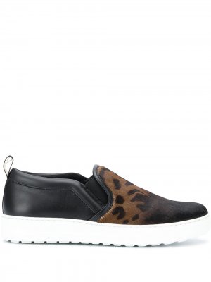 Кроссовки-слипоны с леопардовым принтом Salvatore Ferragamo Pre-Owned. Цвет: черный
