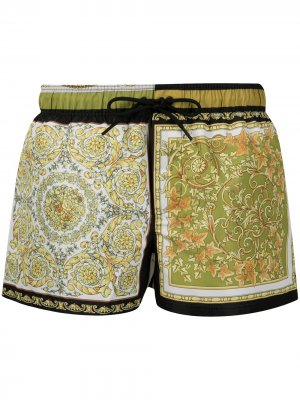 Плавки-шорты с принтом Baroque Versace. Цвет: белый