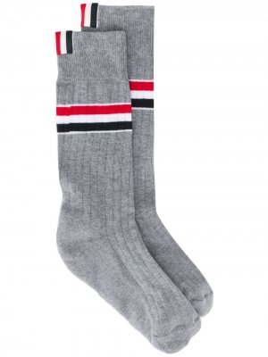 Носки Athletic с полосками Thom Browne. Цвет: серый