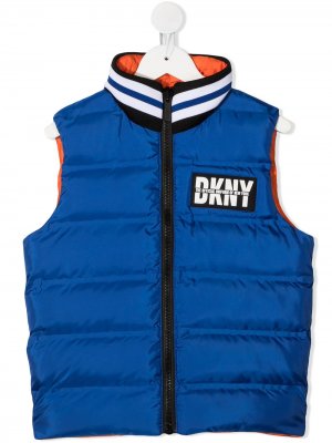 Стеганая куртка с нашивкой-логотипом Dkny Kids. Цвет: синий